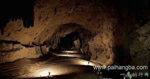 世界上最深的洞穴 探索地底2000米的秘密
