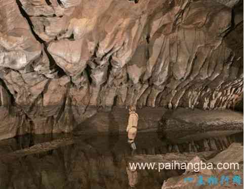 世界上最深的洞穴 库鲁伯亚拉洞穴2197米堪称无底洞