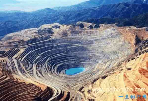 世界上最大的铜矿 高山变成峡谷