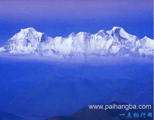 世界高峰排名前十 六座大山位于中国边境