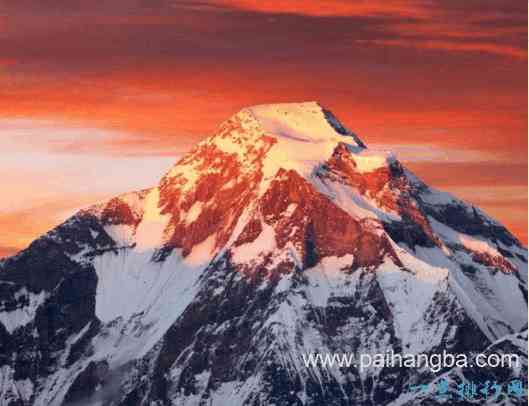 世界高峰排名前十 六座大山位于中国边境