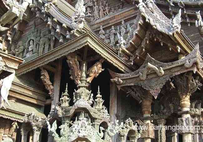 世界十大著名寺庙 中国甘丹寺位居第一