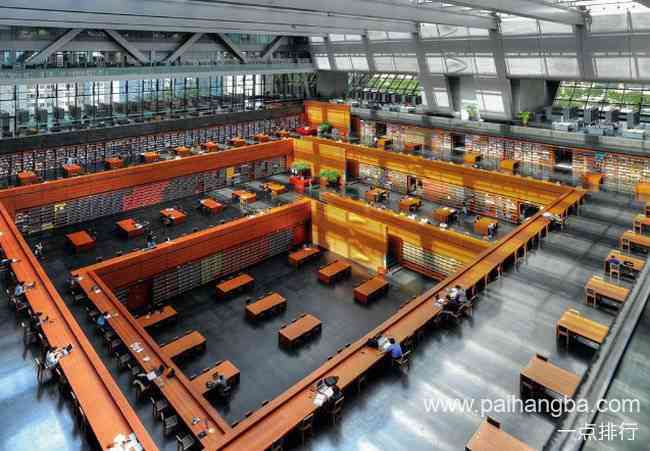 世界十大图书馆 北京国家图书馆由2630万本图书组成