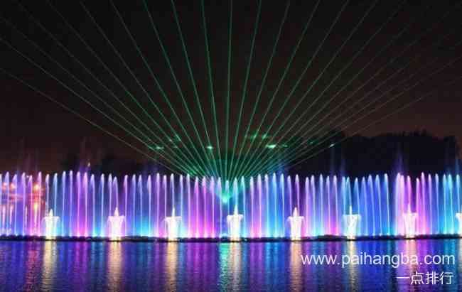 世界十大知名喷泉 月光彩虹喷泉耗资200亿美元