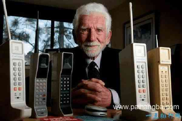 世界上最早的手机 1983年诞生的大哥大