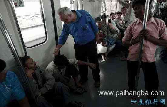 世界上最尴尬的无人驾驶 印度地铁又撞啦